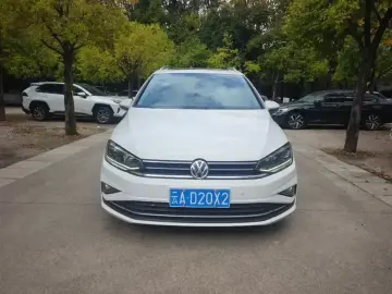 2019 Volkswagen Golf Sportsvan с пробегом 100 000 км