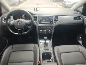 2019 Volkswagen Golf Sportsvan с пробегом 100 000 км