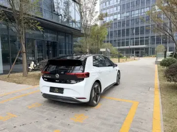 2023 Volkswagen ID.3 с пробегом 86 000 км