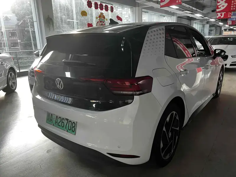 2021 Volkswagen ID.3 с пробегом 61 000 км