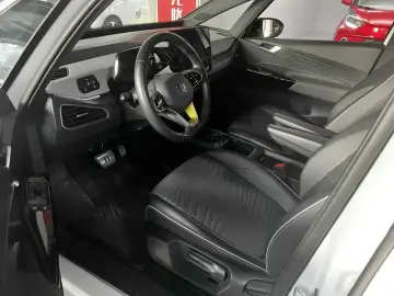 2021 Volkswagen ID.3 с пробегом 61 000 км