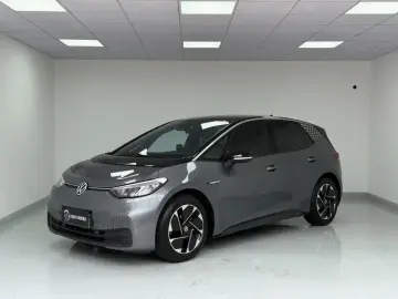 2021 Volkswagen ID.3 с пробегом 45 900 км