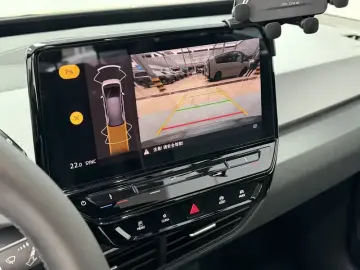 2021 Volkswagen ID.3 с пробегом 45 900 км