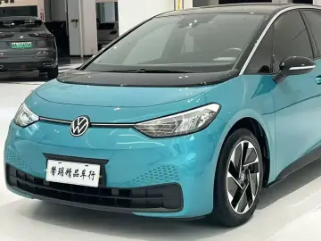 2023 Volkswagen ID.3 с пробегом 100 000 км