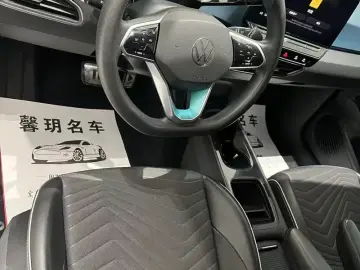 2023 Volkswagen ID.3 с пробегом 100 000 км