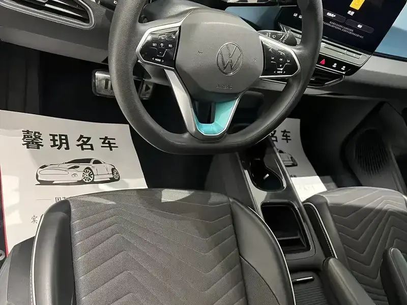 2023 Volkswagen ID.3 с пробегом 100 000 км