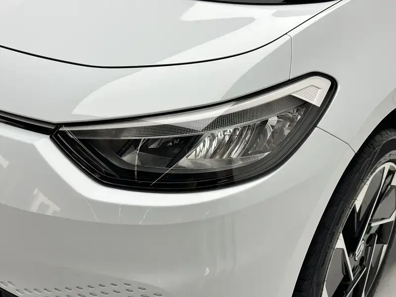 2023 Volkswagen ID.3 с пробегом 69 600 км