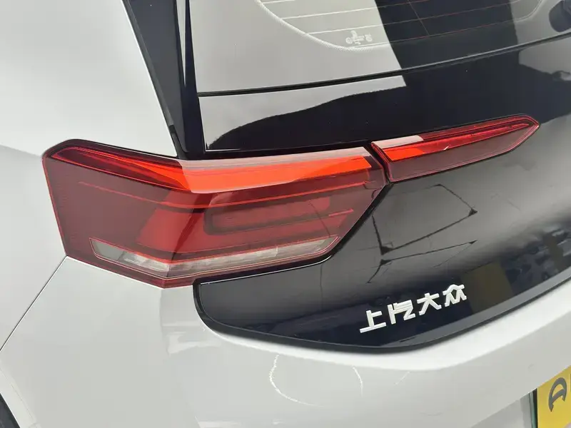 2023 Volkswagen ID.3 с пробегом 69 600 км