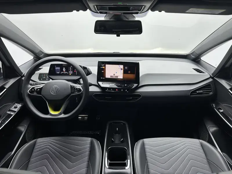 2023 Volkswagen ID.3 с пробегом 69 600 км