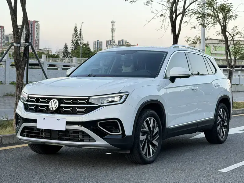 2025 Volkswagen Tayron с пробегом 7 000 км
