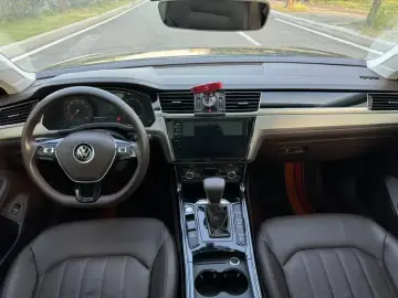 2021 Volkswagen Phideon с пробегом 73 000 км