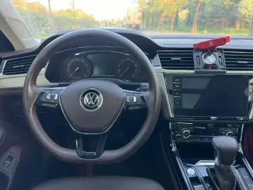 2021 Volkswagen Phideon с пробегом 73 000 км