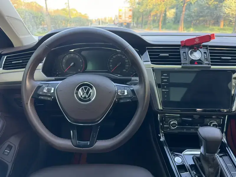 2021 Volkswagen Phideon с пробегом 73 000 км