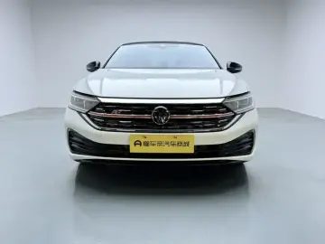 2024 Volkswagen Sagitar с пробегом 20 900 км