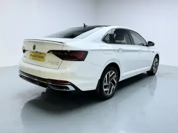 2024 Volkswagen Sagitar с пробегом 20 900 км