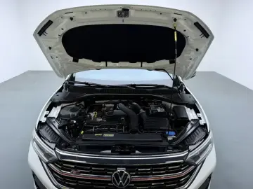 2024 Volkswagen Sagitar с пробегом 20 900 км