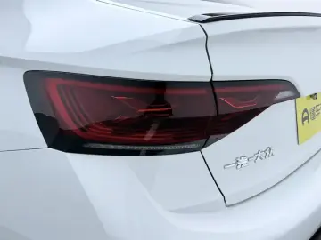 2024 Volkswagen Sagitar с пробегом 20 900 км
