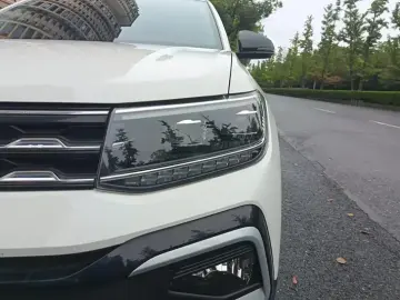 2022 Volkswagen T-Cross с пробегом 24 000 км