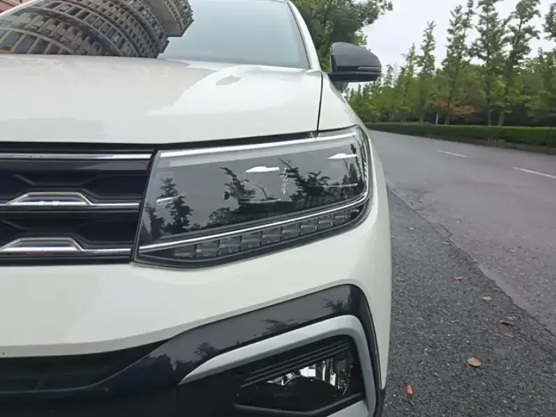 2022 Volkswagen T-Cross с пробегом 24 000 км