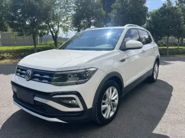 2020 Volkswagen T-Cross с пробегом 45 000 км