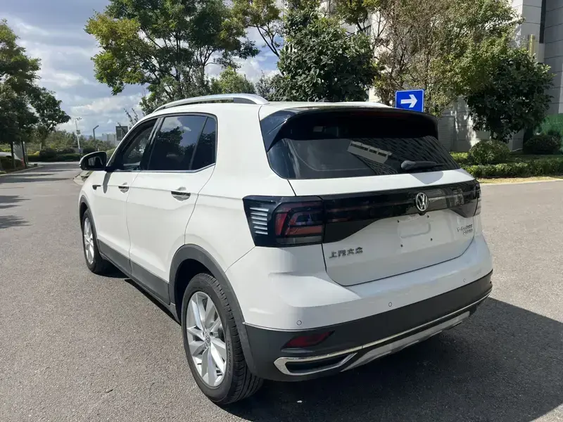 2020 Volkswagen T-Cross с пробегом 45 000 км