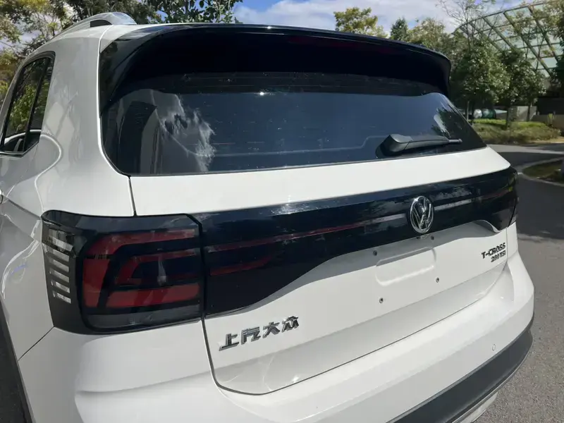 2020 Volkswagen T-Cross с пробегом 45 000 км