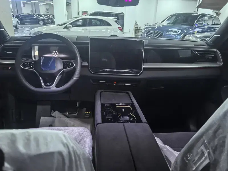 2025 Volkswagen Teramont с пробегом 100 км