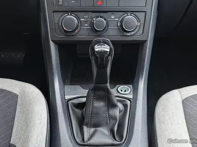 2025 Volkswagen Tharu с пробегом 18 700 км