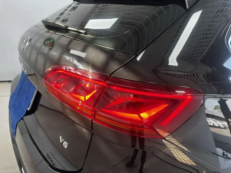 2023 Volkswagen Touareg с пробегом 7 000 км