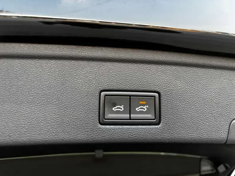 2023 Volkswagen Touareg с пробегом 7 000 км