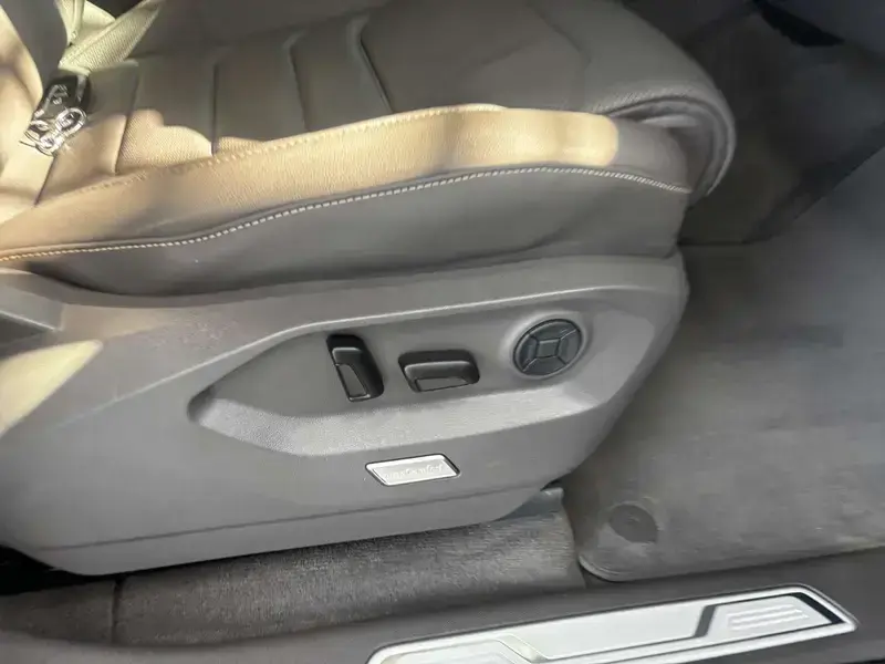 2023 Volkswagen Touareg с пробегом 7 000 км