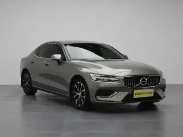 2021 Volvo S60 с пробегом 19 200 км