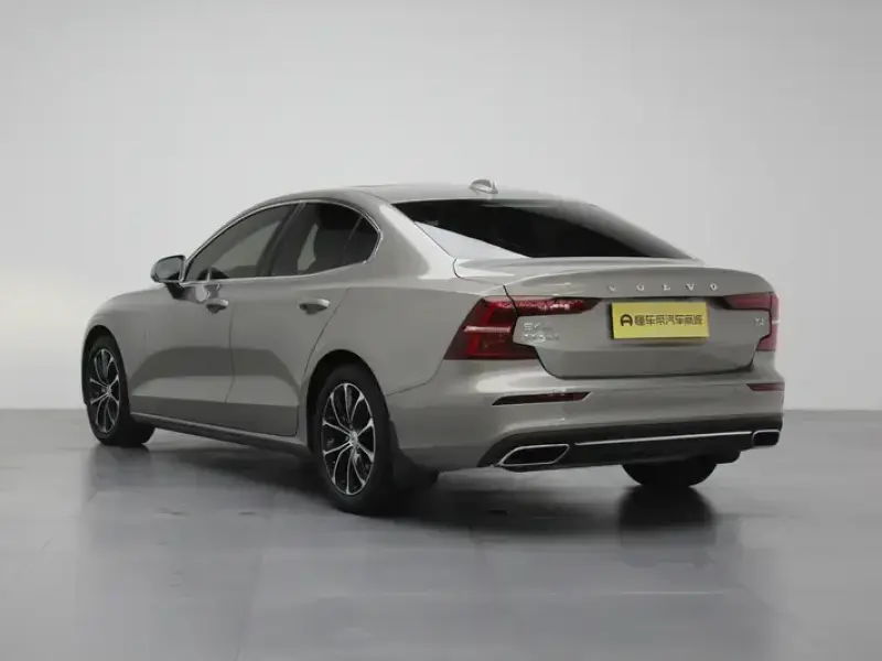 2021 Volvo S60 с пробегом 19 200 км