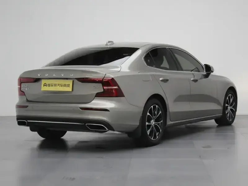 2021 Volvo S60 с пробегом 19 200 км