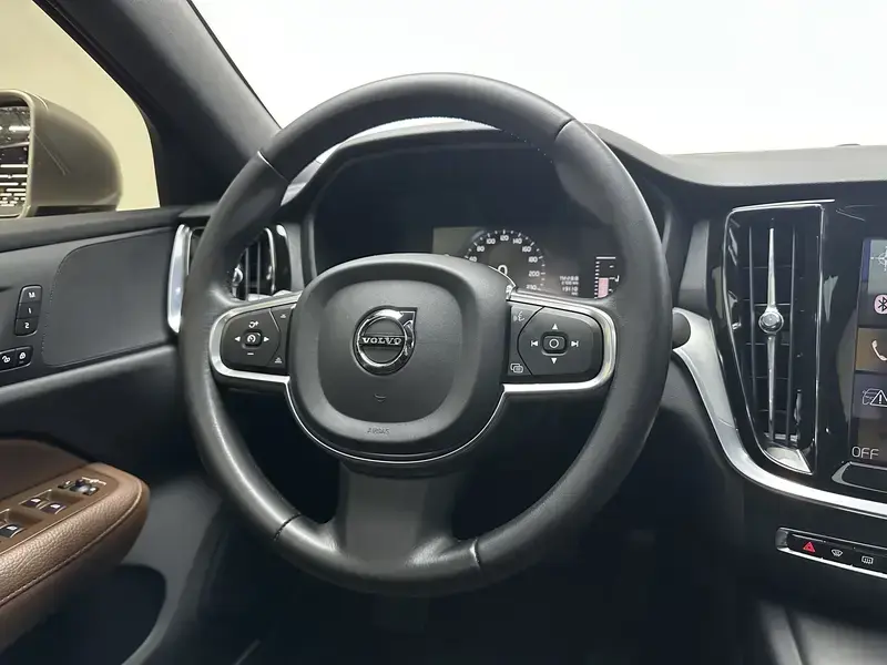 2021 Volvo S60 с пробегом 19 200 км