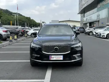 2026 Volvo XC60 с пробегом 12 000 км