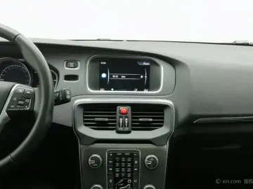 2016 Volvo V40 с пробегом 61 500 км