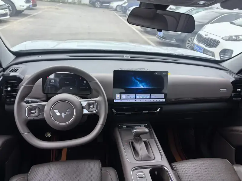 2026 Wuling Starlight 560 с пробегом 1 900 км