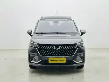 2022 Wuling Jiachen с пробегом 20 200 км
