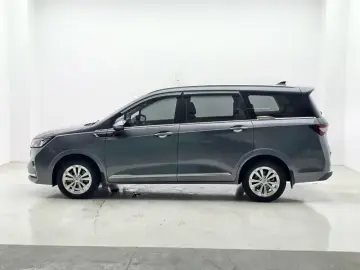 2022 Wuling Jiachen с пробегом 20 200 км