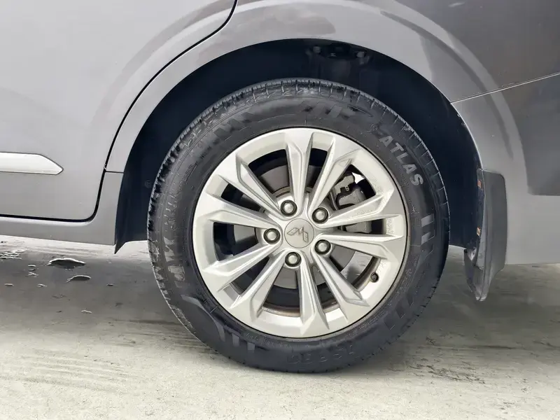 2022 Wuling Jiachen с пробегом 20 200 км