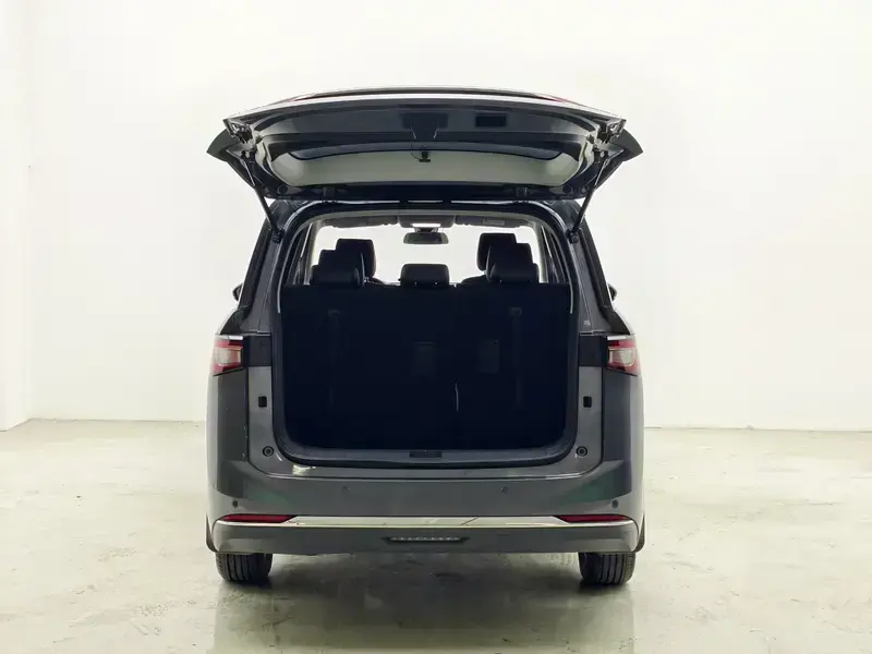 2022 Wuling Jiachen с пробегом 20 200 км