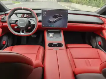 2026 Xiaomi SU7 с пробегом 62 000 км