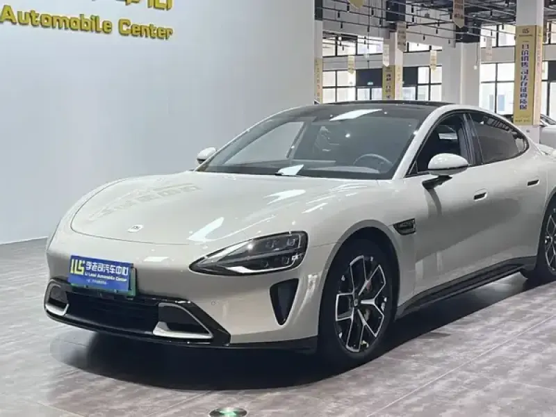 2024 Xiaomi SU7 с пробегом 35 000 км