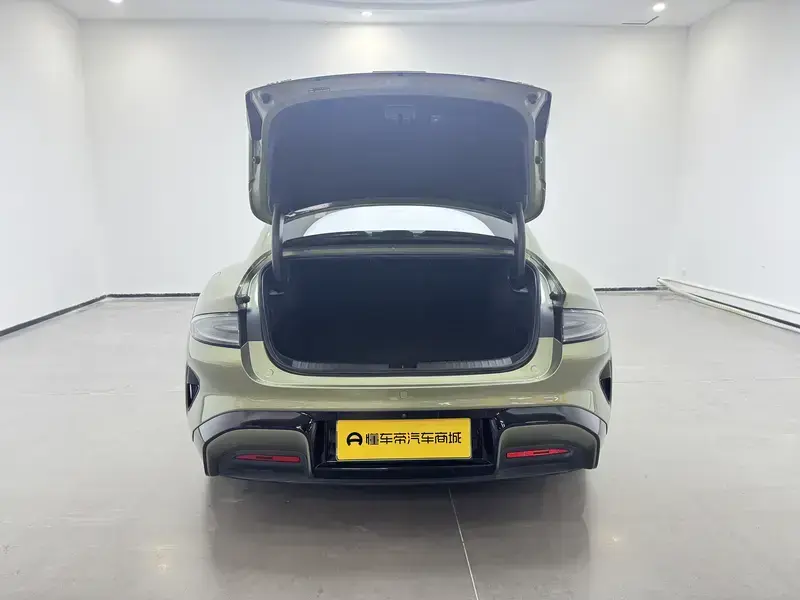 2024 Xiaomi SU7 с пробегом 38 700 км