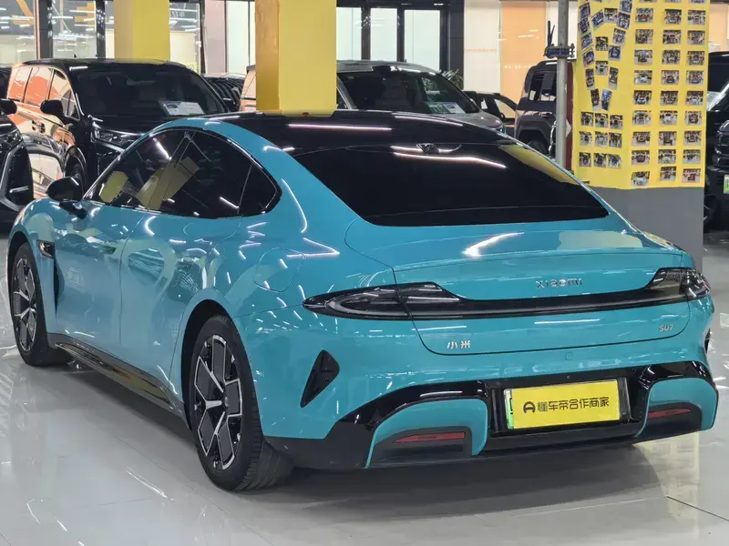 2024 Xiaomi SU7 с пробегом 28 000 км