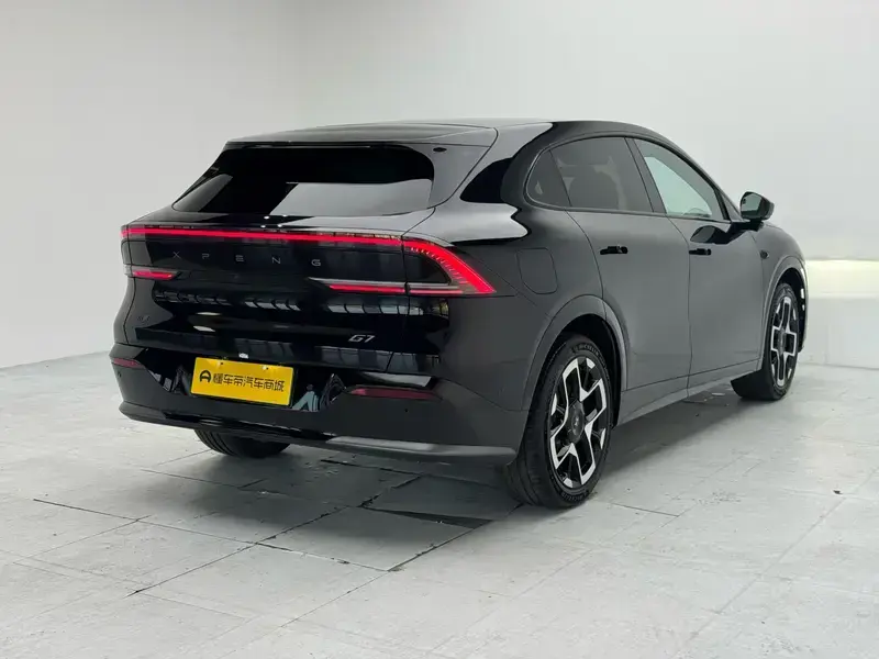 2025 Xpeng G7 с пробегом 1 100 км