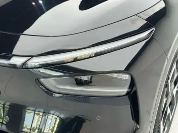 2025 Xpeng G7 с пробегом 1 100 км