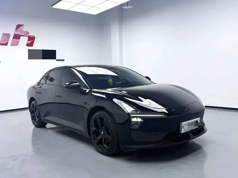 2024 Xpeng Mona M03 с пробегом 24 000 км