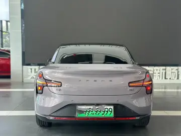 2025 Xpeng Mona M03 с пробегом 9 200 км